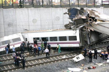 Un tren Alvia que unía Madrid y Ferrol ha descarrilado este miércoles cerca de Santiago de Compostela