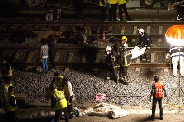 Un tren Alvia que unía Madrid y Ferrol ha descarrilado este miércoles cerca de Santiago de Compostela