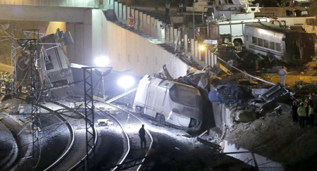 Un tren Alvia que unía Madrid y Ferrol ha descarrilado este miércoles cerca de Santiago de Compostela