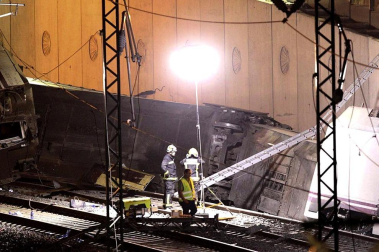 Un tren Alvia que unía Madrid y Ferrol ha descarrilado este miércoles cerca de Santiago de Compostela