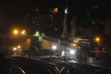 Un tren Alvia que unía Madrid y Ferrol ha descarrilado este miércoles cerca de Santiago de Compostela