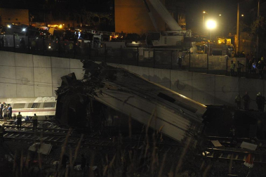 Un tren Alvia que unía Madrid y Ferrol ha descarrilado este miércoles cerca de Santiago de Compostela