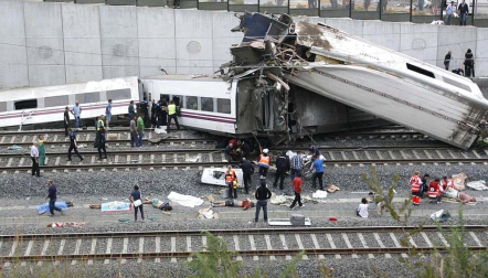 Un tren Alvia que unía Madrid y Ferrol ha descarrilado este miércoles cerca de Santiago de Compostela