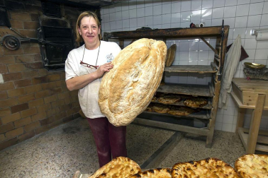 Ujué celebró este domingo el Día de las Migas, uno de los elementos gastronómicos más típicos de la localidad.