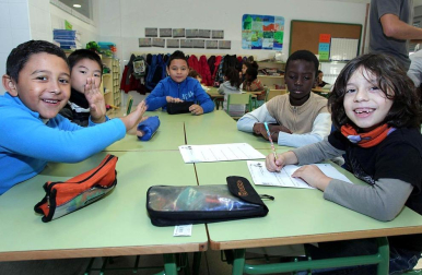 Imágenes del Colegio Público Rochapea de Educación Infantil y Primaria, dentro de la serie "Colegio a colegio" de Diario Escolar