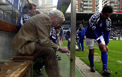 El exseleccionador de fútbol Luis Aragonés, figura histórica del fútbol español y ganador de una Eurocopa en 2008 con el combinado nacional, ha fallecido esta madrugada a los 75 años en la clínica Cemtro de Madrid, según confirmó a Radio Nacional de España el doctor Pedro Guillén.