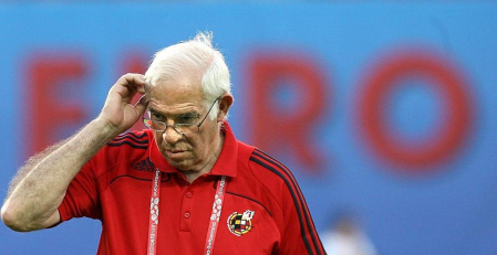 El exseleccionador de fútbol Luis Aragonés, figura histórica del fútbol español y ganador de una Eurocopa en 2008 con el combinado nacional, ha fallecido esta madrugada a los 75 años en la clínica Cemtro de Madrid, según confirmó a Radio Nacional de España el doctor Pedro Guillén.