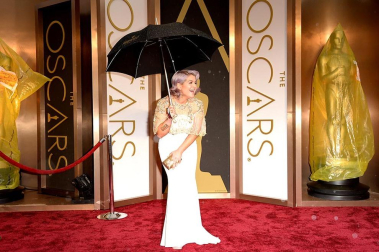 Algunas de las celebridades a su paso por la alfombra roja de la 86 gala de la Academia de Cine,  en el teatro Dolby de Los Ángeles.