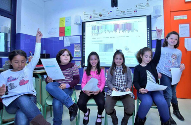 El centro de la Rochapea protagoniza el 'Cole a cole' del Diario Escolar del 6 de mayo de 2014.