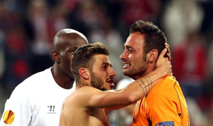 Sevilla y Benfica disputaron en Turín (Italia) la final de la Liga Europa. Venció el conjunto español tras ganar en los penaltis (4-2) una vez que el encuentro finalizó con 0-0.
