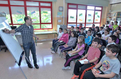 Alumnos del Colegio Público Eulza, protagonista del 'Cole a cole' del Diario Escolar del 20 de mayo de 2014.
