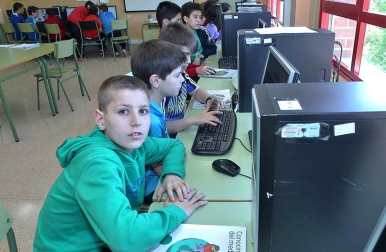 Alumnos del Colegio Público Eulza, protagonista del 'Cole a cole' del Diario Escolar del 20 de mayo de 2014.