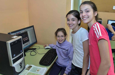 Alumnos del Colegio Público Eulza, protagonista del 'Cole a cole' del Diario Escolar del 20 de mayo de 2014.