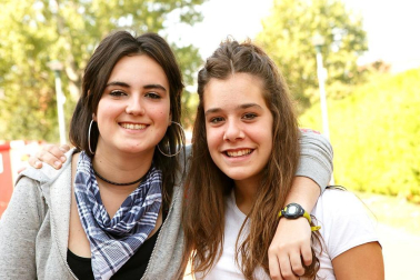 Mendillorri disfrutó, entre el 4 y el 7 de septiembre, de un variado programa de actividades para todos los públicos con motivo de la celebración de sus fiestas populares. Dentro de los diferentes eventos organizados, los más esperados por los vecinos fueron las comidas del sábado (calderete) y domingo (paellada) en la zona verde que divide las fases primera y cuarta. Dos momentos de encuentro vecinal que, además gozaron de un excelente tiempo.