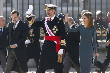 El Rey don Felipe presidió este 6 de enero de 2015 su primera Pascua Militar como Jefe de Estado, acompañado de la reina doña Letizia.