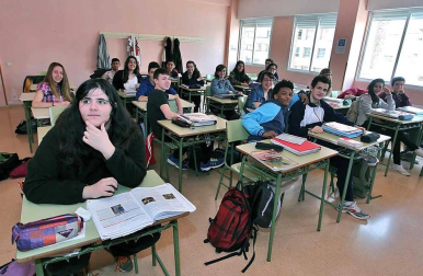 El centro pamplonés protagoniza el 'Cole a cole' del Diario Escolar de la semana del 16 de marzo de 2015.