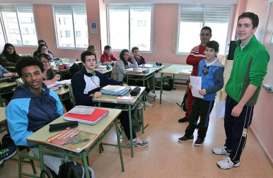 El centro pamplonés protagoniza el 'Cole a cole' del Diario Escolar de la semana del 16 de marzo de 2015.