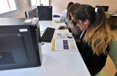 El centro pamplonés protagoniza el 'Cole a cole' del Diario Escolar de la semana del 16 de marzo de 2015.