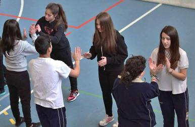 El centro pamplonés protagoniza el 'Cole a cole' del Diario Escolar de la semana del 16 de marzo de 2015.