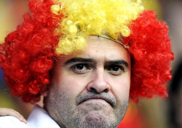 La selección española de fútbol venció en el encuentro valedero para la clasificación de la Eurocopa 2016 disputado en el carlos Tartiere, contra Eslovaquia. El 2-0 lo pusieron Jordi Alba y Andrés Iniesta, este último de penalti.