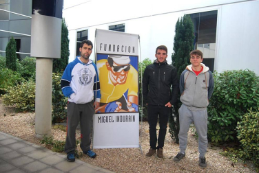 La Fundación Miguel Induráin, en colaboración con el Centro de Estudios, Investigación y Medicina del Deporte del Gobierno de Navarra, y dentro del Plan Integral de Lucha contra el dopaje en el deporte, programó una charla informativa sobre el tema para todos sus deportistas, que fue impartida por Esteban Gorostiaga, Director de dicho Centro.