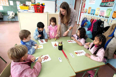 El centro de Fitero protagoniza el 'Cole a cole' del Diario Escolar del martes 24 de noviembre de 2015.