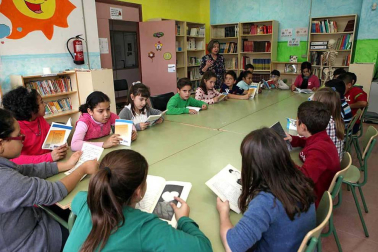 El centro de Fitero protagoniza el 'Cole a cole' del Diario Escolar del martes 24 de noviembre de 2015.