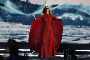 Imágenes de la 'performance' de Edurne para Eurovisión 2015, celebrado este sábado en Viena