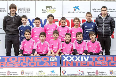 Santo Tomás. El equipo dirigido por David Burgui está formado por Kostadin Angelov, Asier Pascal, Andrés Fernández, Josu Ibáñez, Íñigo Ilundáin, Daniel Zinedine Hadjaissa, Yeray Lamela, Eric Gorraiz, Iván Salas, Miguel Burgui, Asier Rodríguez, Asier Rodríguez y Xabier Roldán.