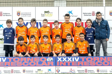 Santa Teresa. El conjunto está formado por Javier Sobrón, Fermín Otano, Daniel Urdiáin, Juan Oto, Jon Iribarren, Javier Bacaicoa, Pedro Induráin, Xabier Tanco, Fermín García, Mateo Martínez, Carlos Larráyoz, Adrián Pereira, Daniel Hualde y Danielo Miguel Pascual.