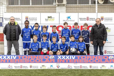 Hegoalde Ikastola. Componen el conjunto los jugadores Julen García, Idoia Izko, Eneko Zubeldía, Ekai Morras, Girma Lucas, Oier Macías, Jon Basterra, Mikel Cascante, Aimar Iriarte, Unai Aguado, Oier Ayestarán y Maider Jimeno.