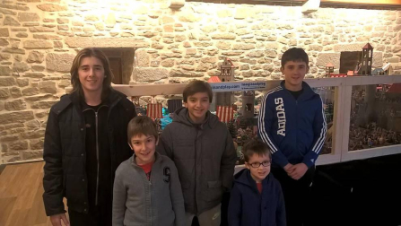 El ayuntamiento de Biurrun-Olcoz ya ha instalado en la Torre de Olcoz su nueva exposición temporal elaborada con figuras y maquetas de Playmobil. Se trata de la cuarta edición, que trae como novedad la colaboración con el banco de alimentos: a la entrada, los visitantes tienen la posibilidad de depositar un kilo de comida no perecedera. Esta nueva exposición permanecerá abierta hasta el próximo 31 de enero de 2015.