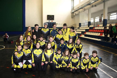 El frontón Cantolagua de Sangüesa albergó el 21 de febrero la tercera prueba del Campeonato Navarro de Patinaje de Velocidad Indoor y de los Juegos Deportivos de Navarra, desde categoría mini a senior.