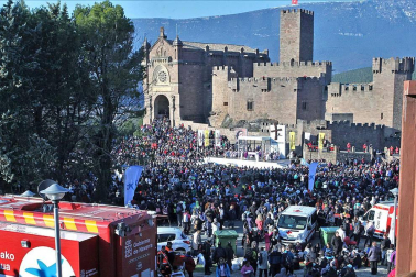 Unas 19.300 personas han participado en la segunda Javierada de 2016