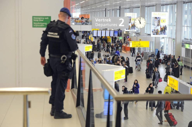 Trece muertos y 35 heridos en explosiones en el aeropuerto y el metro de Bruselas