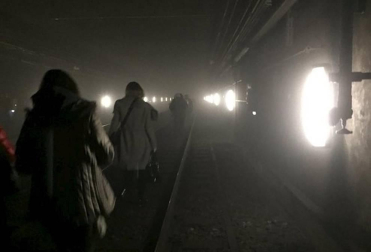 Trece muertos y 35 heridos en explosiones en el aeropuerto y el metro de Bruselas