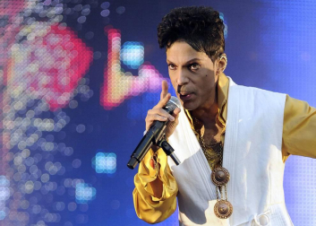 El cantante norteamericano Prince falleció este jueves 21 de abril en su domicilio del condado de Carvery (Minesota), a los 57 años de edad, según confirmó su publicista.