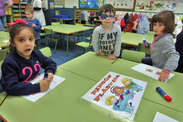 El centro pamplonés protagoniza el 'Cole a cole' del Diario Escolar de la semana del 25 de abril de 2016.