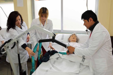 El Centro Integrado de FP Escuela Sanitaria Técnico Profesional de Navarra – ESTNA.