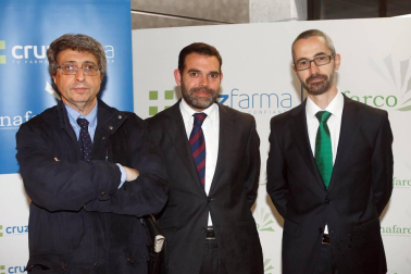 Nafarco, en colaboración con el Colegio Oficial de Farmacéuticos de Navarra, organizó el lunes 9 de mayo una conferencia a cargo de Jesús Aguilar, presidente del Consejo General de Colegios de Farmacéuticos, en el que se expusieron los modelos de farmacia europeos y las últimas novedades sobre medicamentos hospitalarios, distribución farmacéutica y apoyo al modelo.