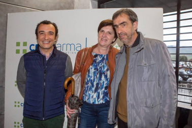 Nafarco, en colaboración con el Colegio Oficial de Farmacéuticos de Navarra, organizó el lunes 9 de mayo una conferencia a cargo de Jesús Aguilar, presidente del Consejo General de Colegios de Farmacéuticos, en el que se expusieron los modelos de farmacia europeos y las últimas novedades sobre medicamentos hospitalarios, distribución farmacéutica y apoyo al modelo.