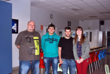 Las instalaciones de la SDC Echavacoiz acogieron la Primera Ronda del Torneo de Primavera de Ajedrez en el que compitieron de forma unificada las diferentes categorías, y que estuvo organizado por la Federación Navarra de este deporte. Los 63 ajedrecistas que tomaron parte en este primer encuentro, deberán afrontar otras cinco rondas más, que tendrán lugar en el Salón de Actos de la Residencia Fuerte del Príncipe.