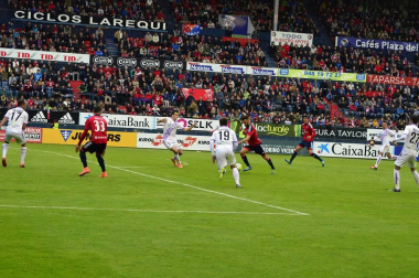 Imágenes del encuentro correspondiente a la jornada 39, de la temporada 2015/2016, disputado en El Sadar.