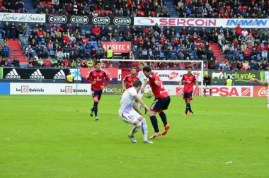 Imágenes del encuentro correspondiente a la jornada 39, de la temporada 2015/2016, disputado en El Sadar.
