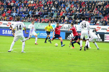 Imágenes del encuentro correspondiente a la jornada 39, de la temporada 2015/2016, disputado en El Sadar.