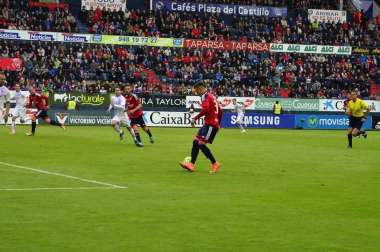 Imágenes del encuentro correspondiente a la jornada 39, de la temporada 2015/2016, disputado en El Sadar.