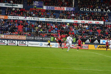 Imágenes del encuentro correspondiente a la jornada 39, de la temporada 2015/2016, disputado en El Sadar.