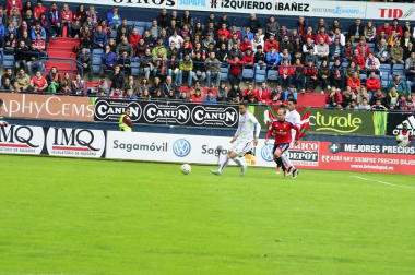 Imágenes del encuentro correspondiente a la jornada 39, de la temporada 2015/2016, disputado en El Sadar.