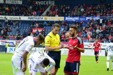 Imágenes del encuentro correspondiente a la jornada 39, de la temporada 2015/2016, disputado en El Sadar.
