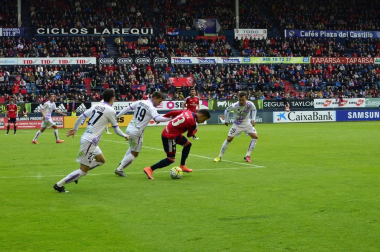 Imágenes del encuentro correspondiente a la jornada 39, de la temporada 2015/2016, disputado en El Sadar.
